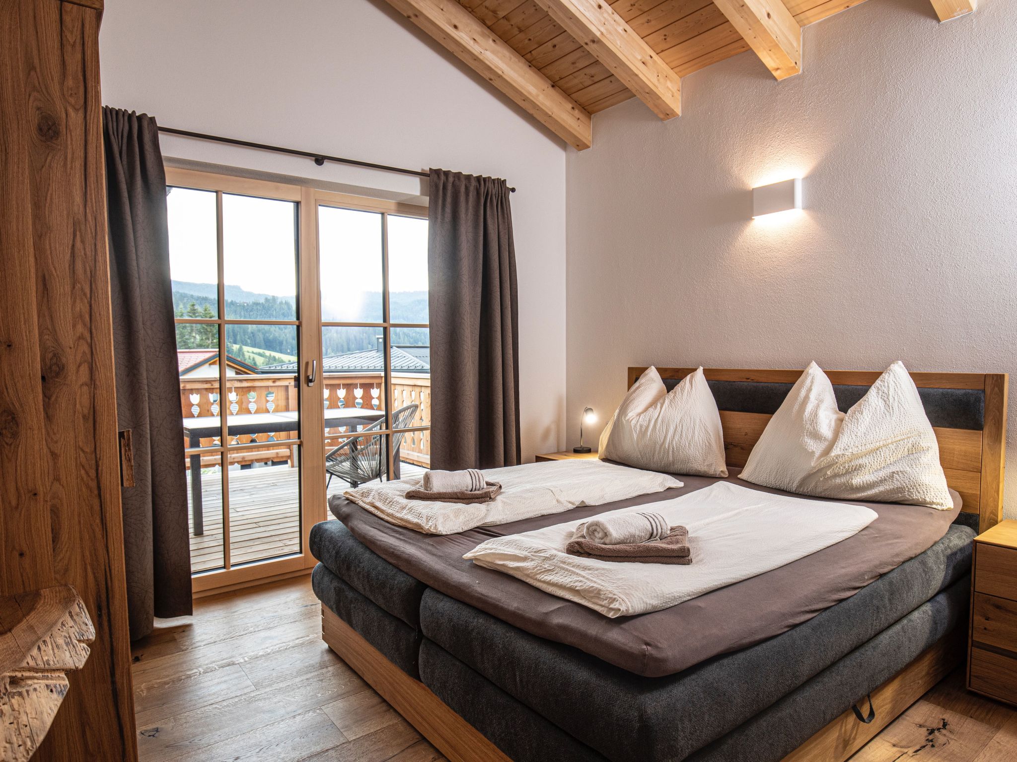 Dachstein Chalet Haus a-Image-tags.info