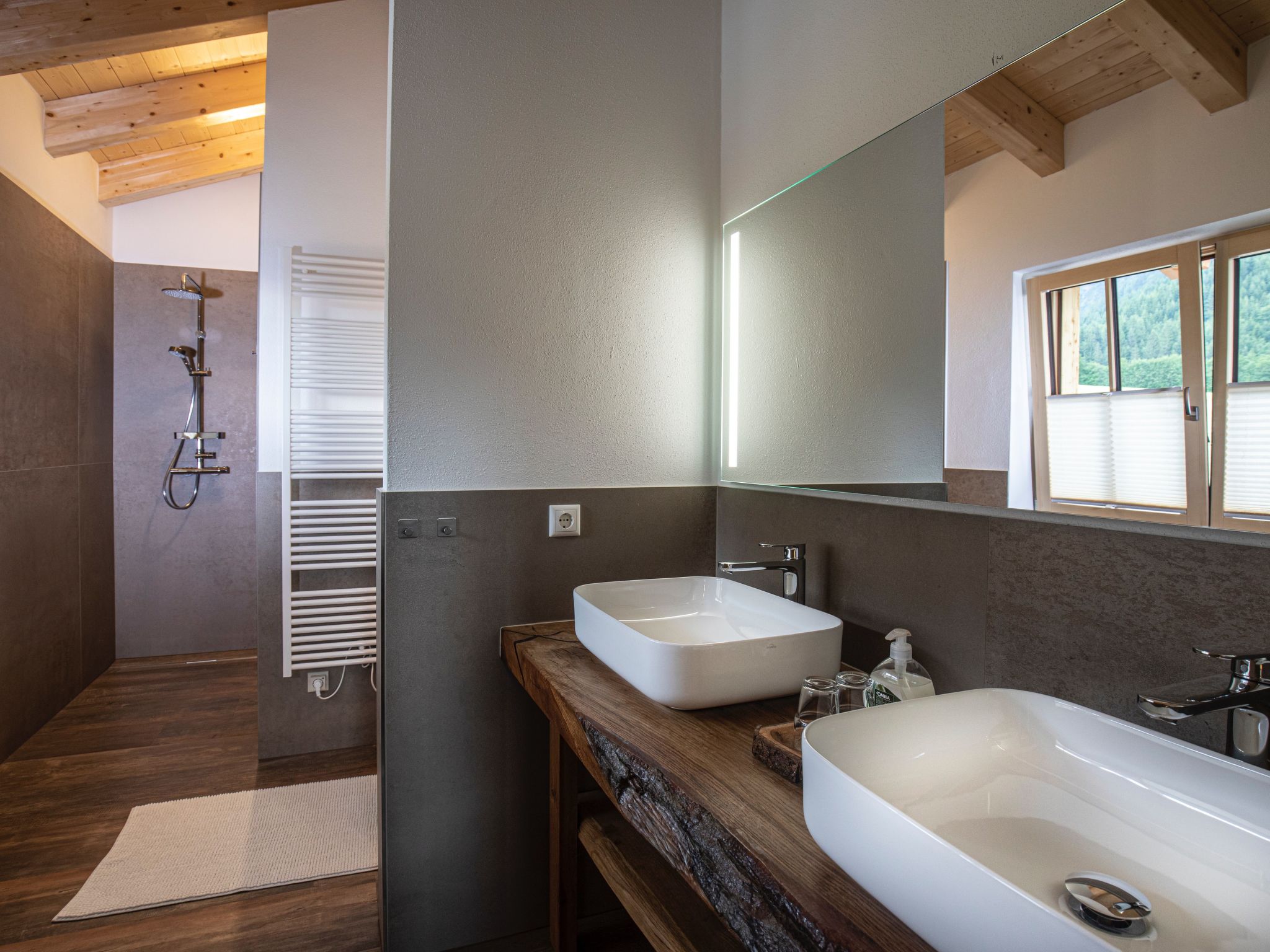 Dachstein Chalet Haus a-Image-tags.info