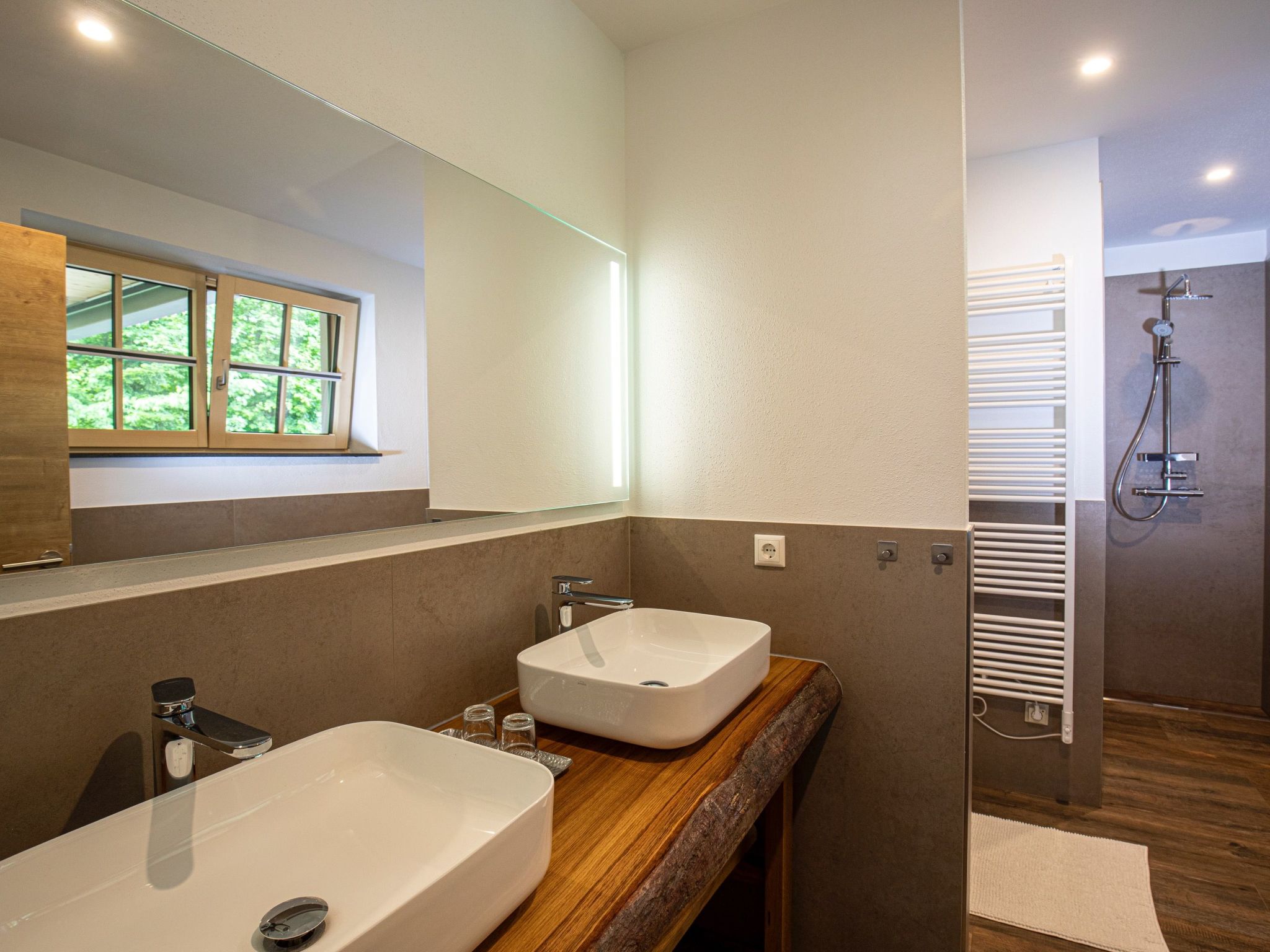 Dachstein Chalet Haus a-Image-tags.info