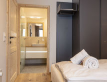 Ferienwohnung & Infinity Pool