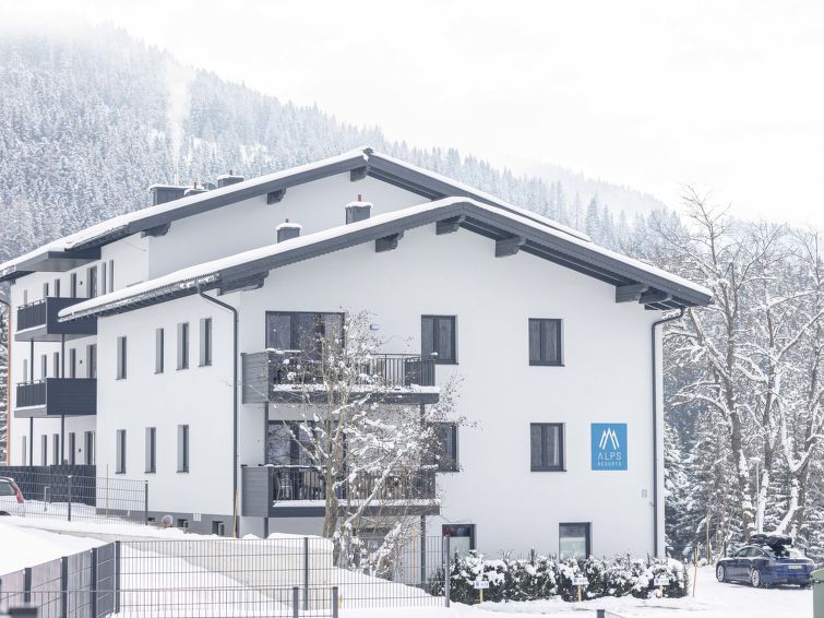 Search and Stay destination Sankt Martin am Tennengebirge, Salzburg - Austria from AU$ 397. Superior & Infinity Pool
