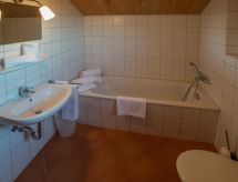 Ruim chalet voor 6 personen aan de piste in Annaberg-Lungötz - thumbnail 5