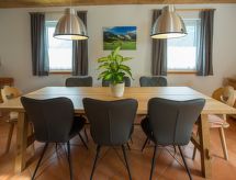 mit 3 Schlafzimmern 8 Personen