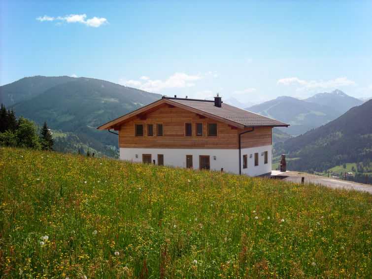 Vakantiehuis met open haard en bergzicht in Eben im Pongau in Eben im Pongau