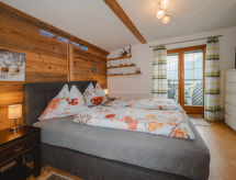 Zonnig chalet aan de voet van de Dachstein met tuin en bergzicht - thumbnail 6