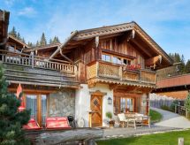 Vakantiehuis met open haard en sauna in centrum van Flachau - thumbnail 1