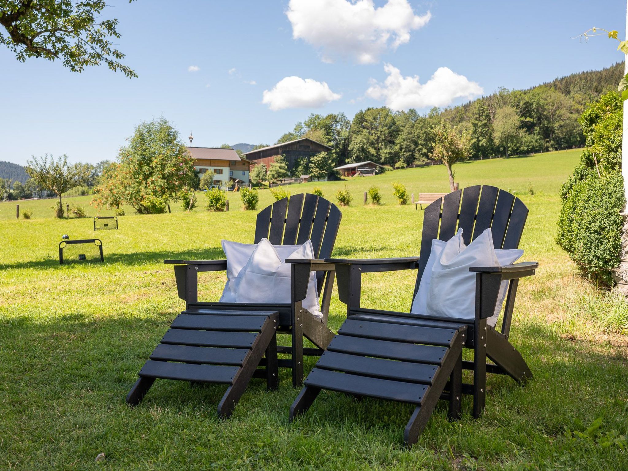 In Schwemmberg mit Grill, Garten und Terrasse-Image-tags.info