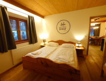 Ruim appartement in Mariapfarr met bergzicht, vlakbij meer en skipiste - thumbnail 2