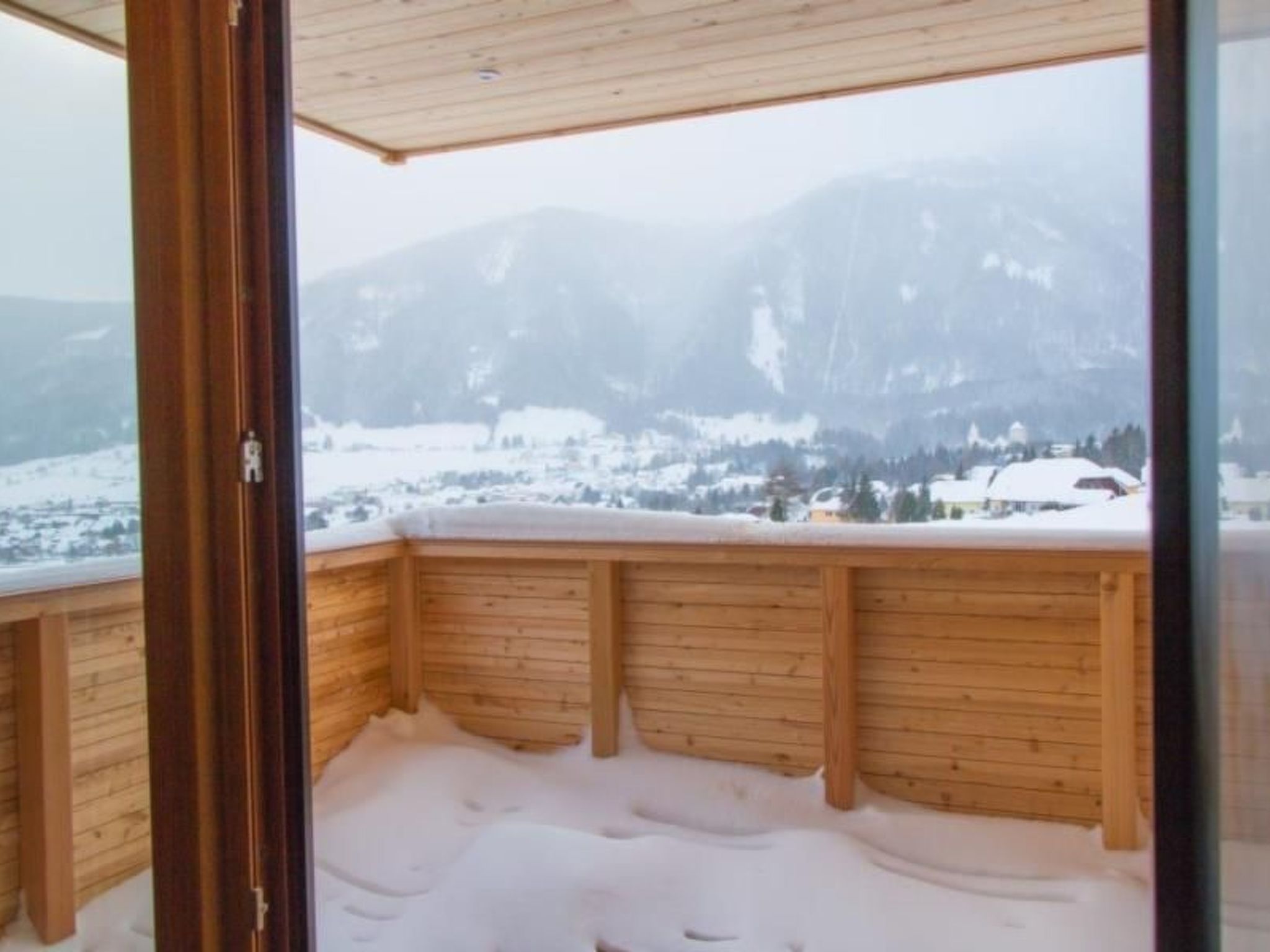 Traumblick in Mauterndorf - Outside