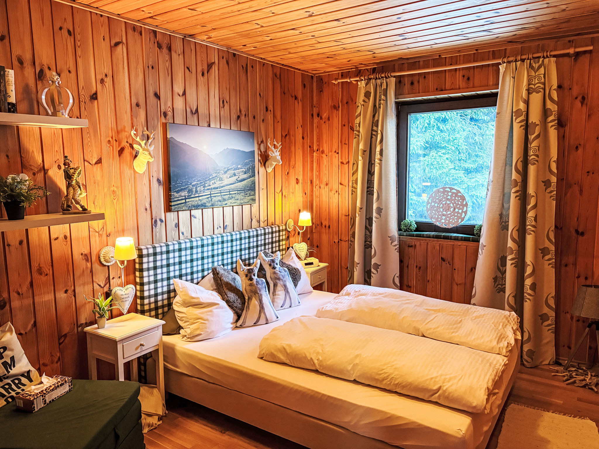 Forsthaus Chalet-Binnen