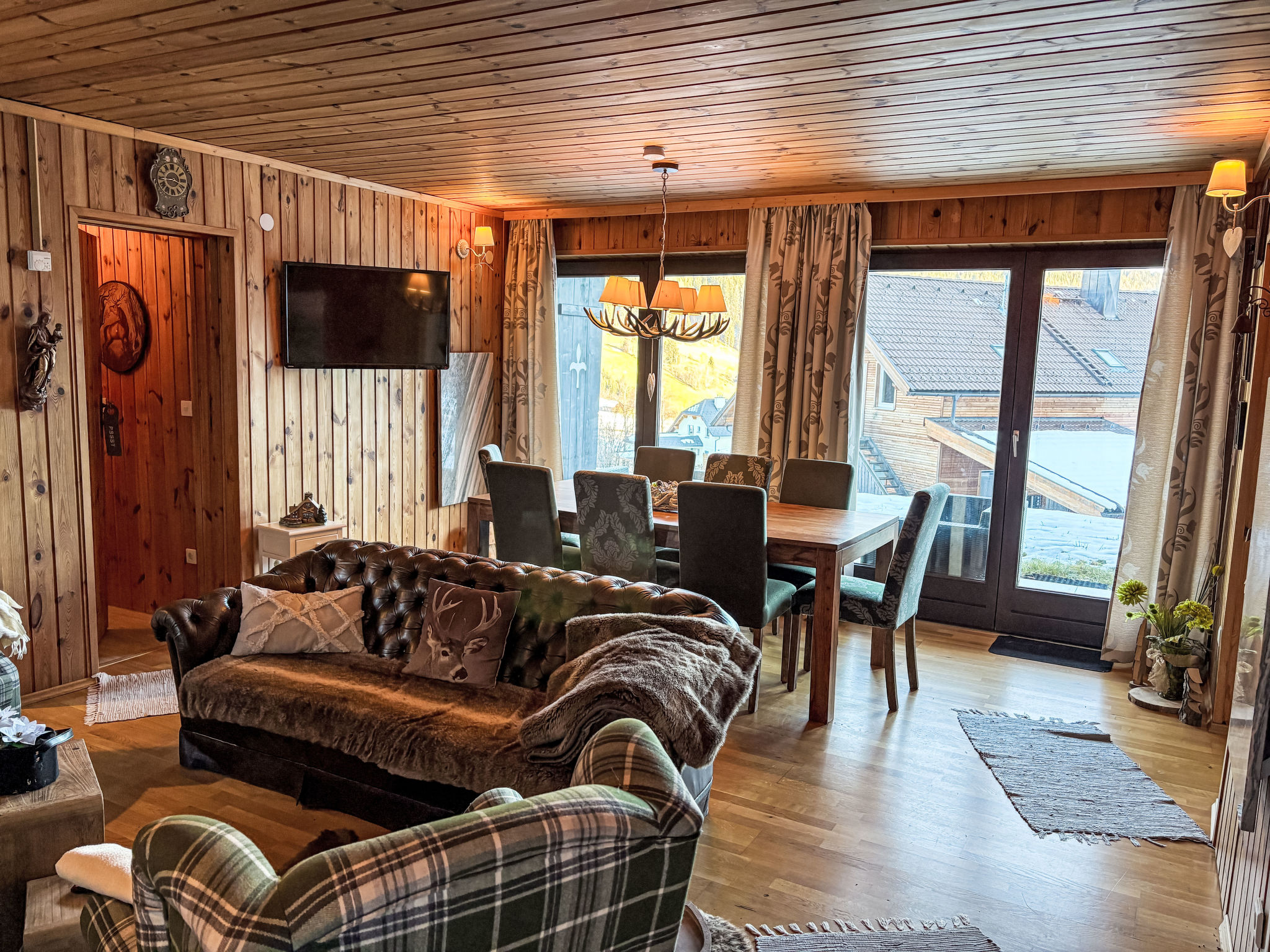 Forsthaus Chalet-Binnen