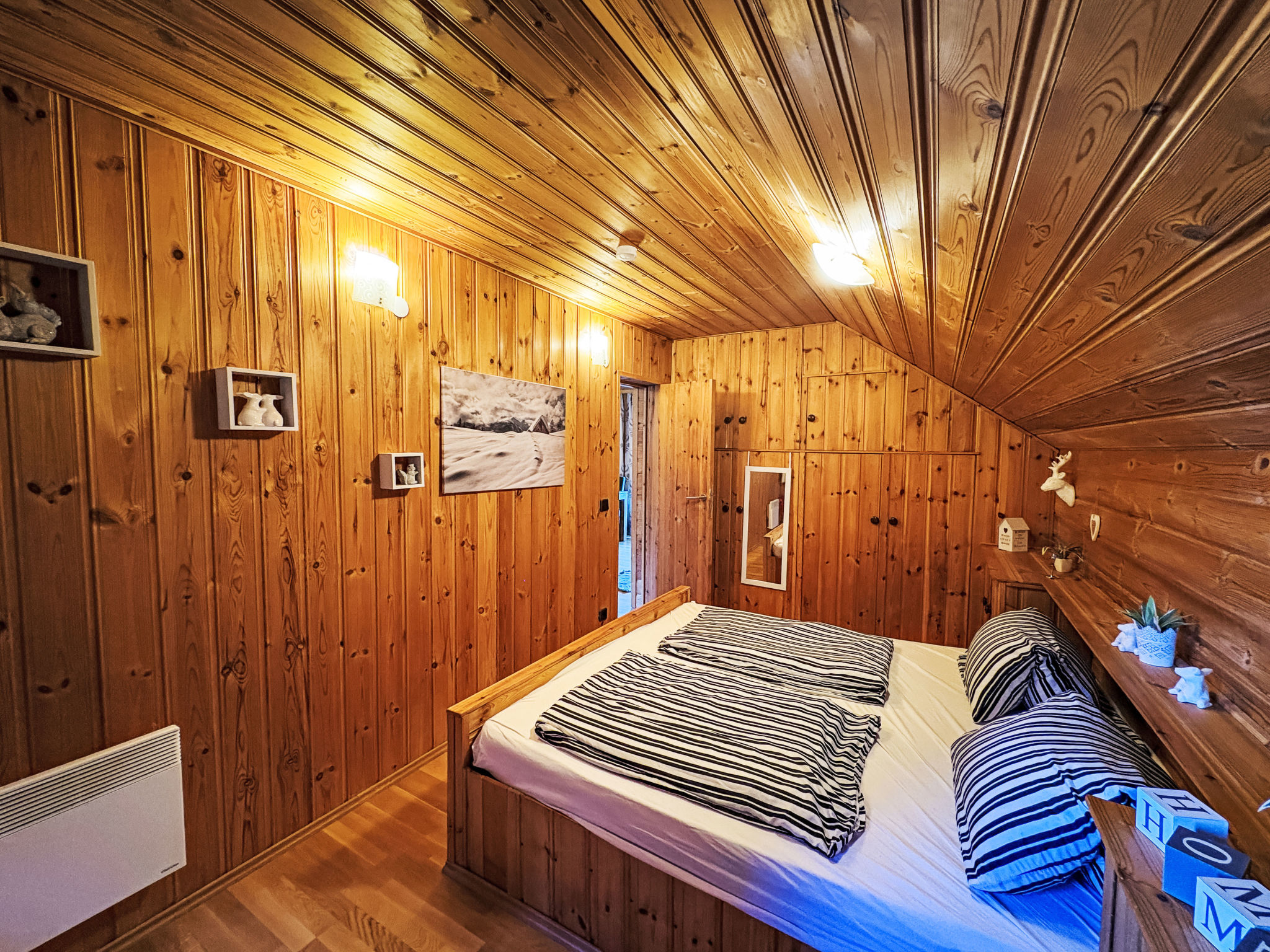 Forsthaus Chalet-Binnen