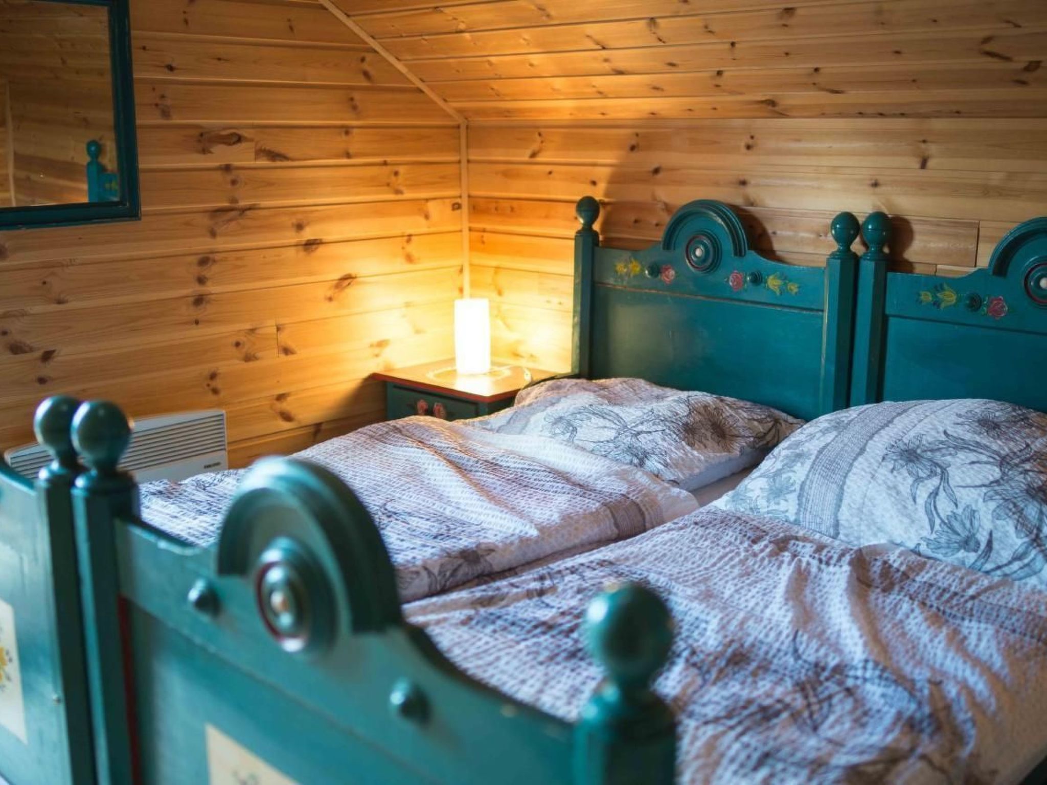 Schönes Ferienhaus in Holzblockbohle mit Sauna-Dedans