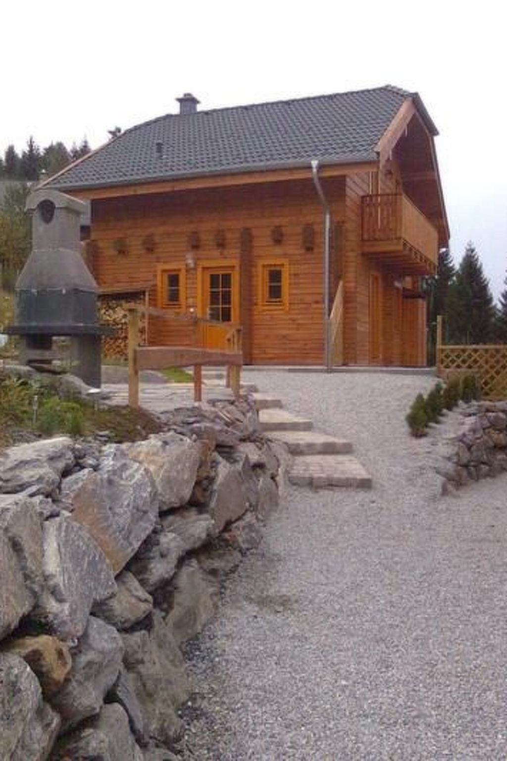 Schönes Ferienhaus in Holzblockbohle mit Sauna-Dedans