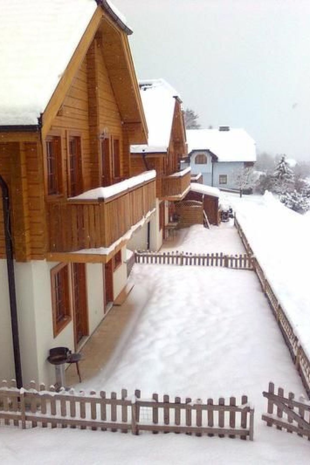 Komfortables Ferienhaus mit Galerie und Balkon-Dedans