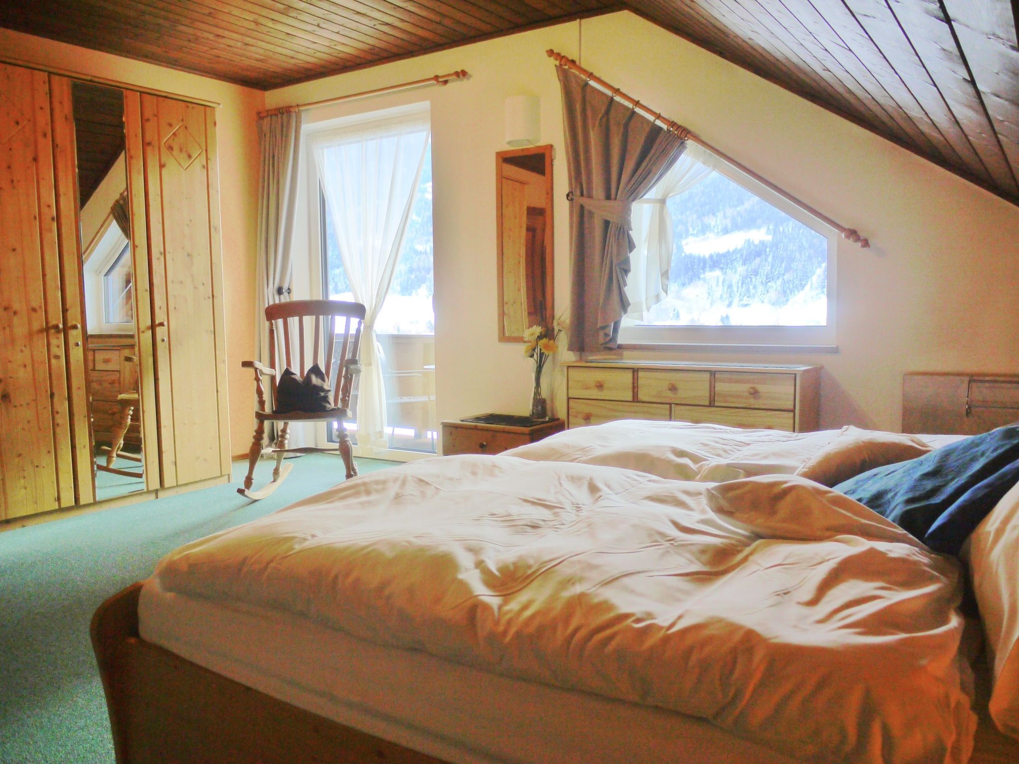 Wohl eingerichtete Wohnung mit eigenem Balkon-Image-tags.info