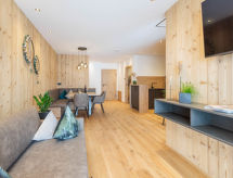 Mountain Suite Nr 102