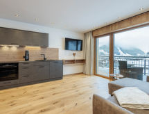 Mountain Suite Nr 301