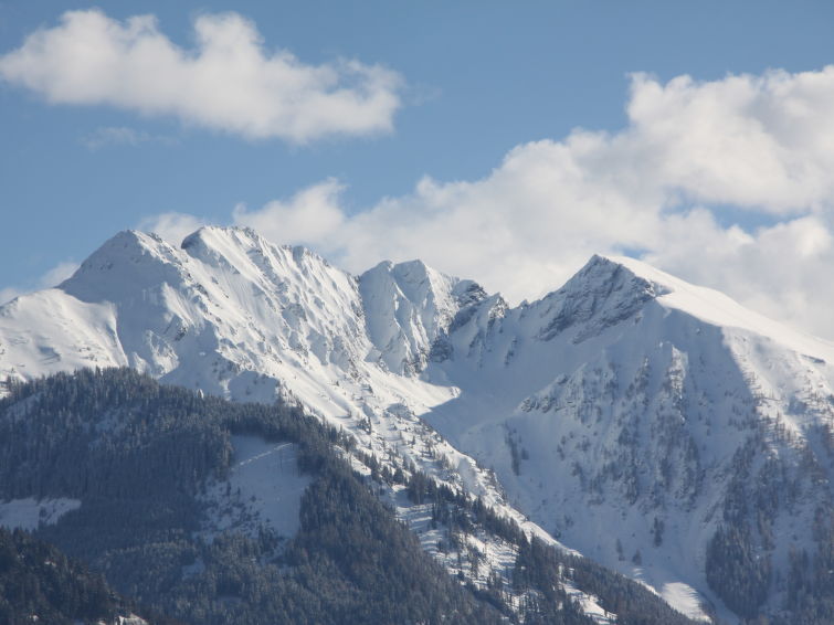 Photo of Sun & Mountain View