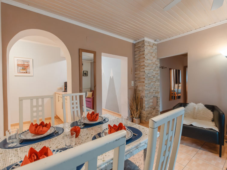 Appartement op 1,0 km van het meer in Bad Gastein met bergzicht in Bad Gastein
