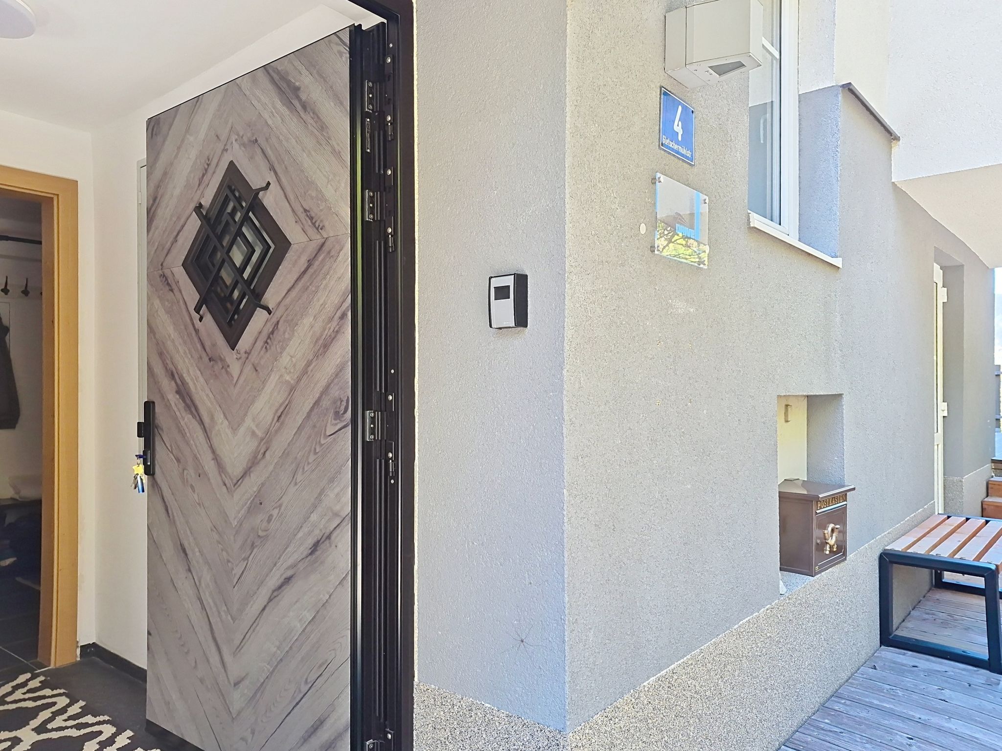 Haus Enzian - Draußen