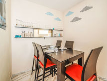 Villa Hiss: Stijlvol appartement in het hart van Bad Gastein met wellness - thumbnail 3