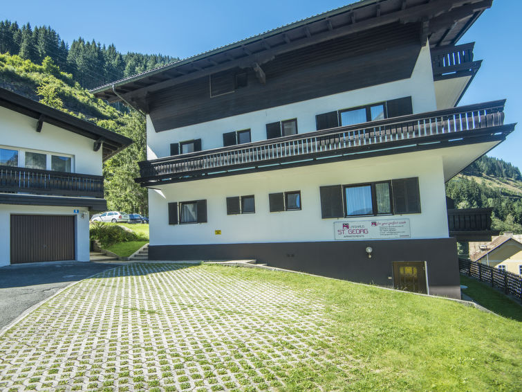 Op 1,0 km van de piste: Comfortabel appartement in Bad Gastein in Bad Gastein