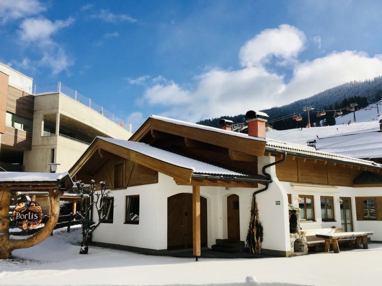 Search and Stay destination Dienten am Hochkönig, Salzburg - Austria from AU$ 614. Max. 8 Personen