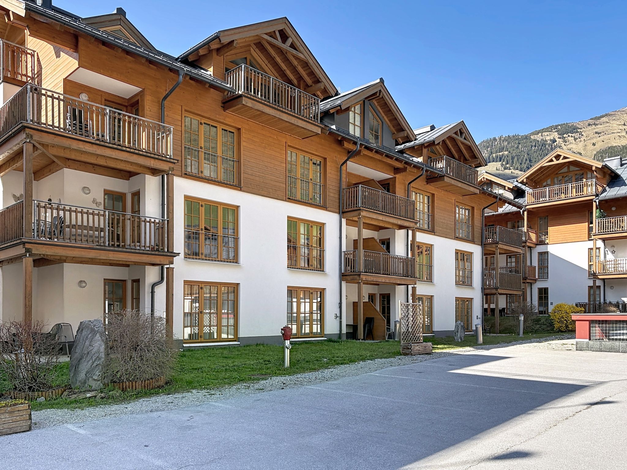SMR Family incl. Spa, close to Gondola - Buiten