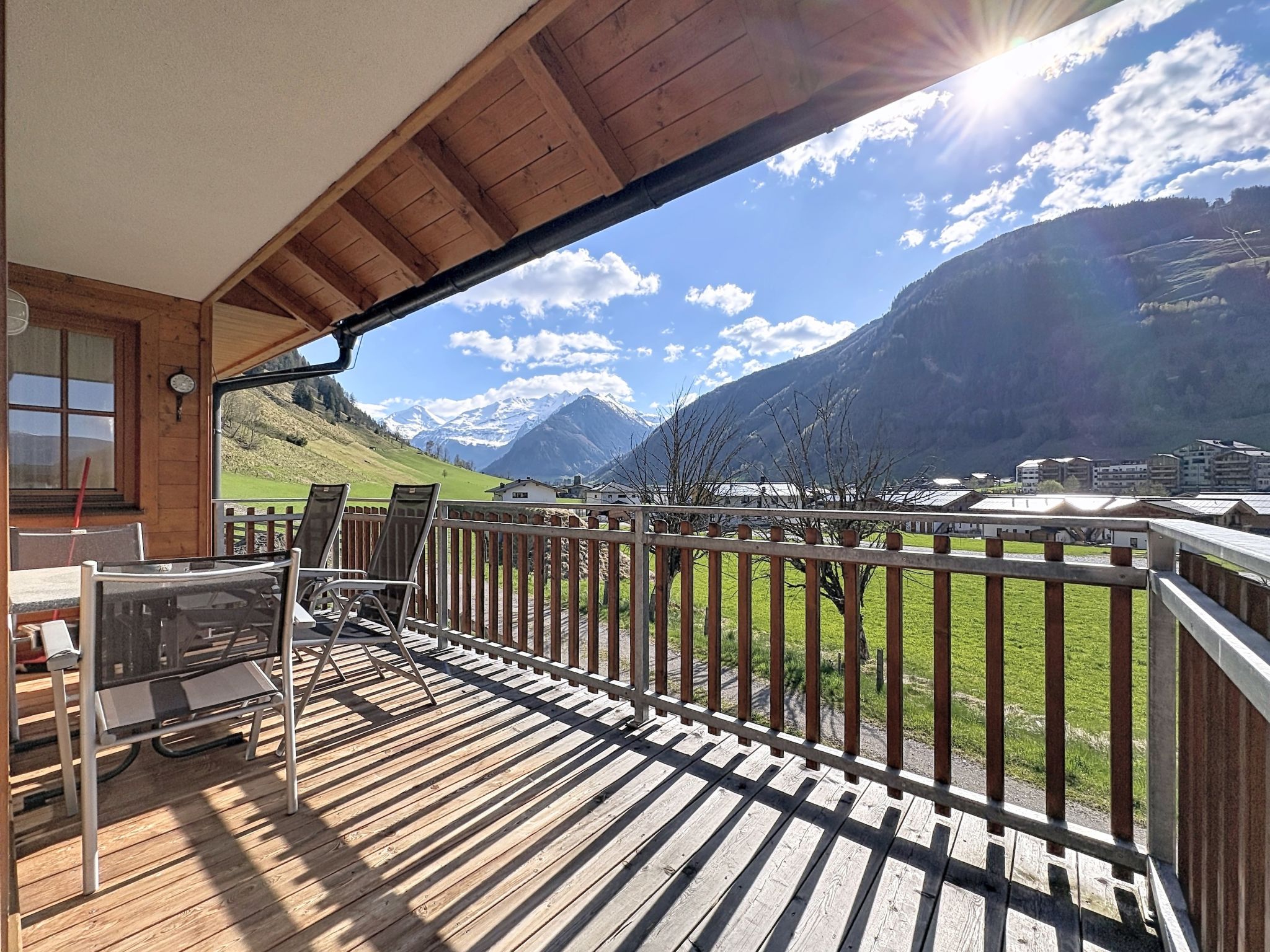 SMR Family incl. Spa, close to Gondola - Buiten