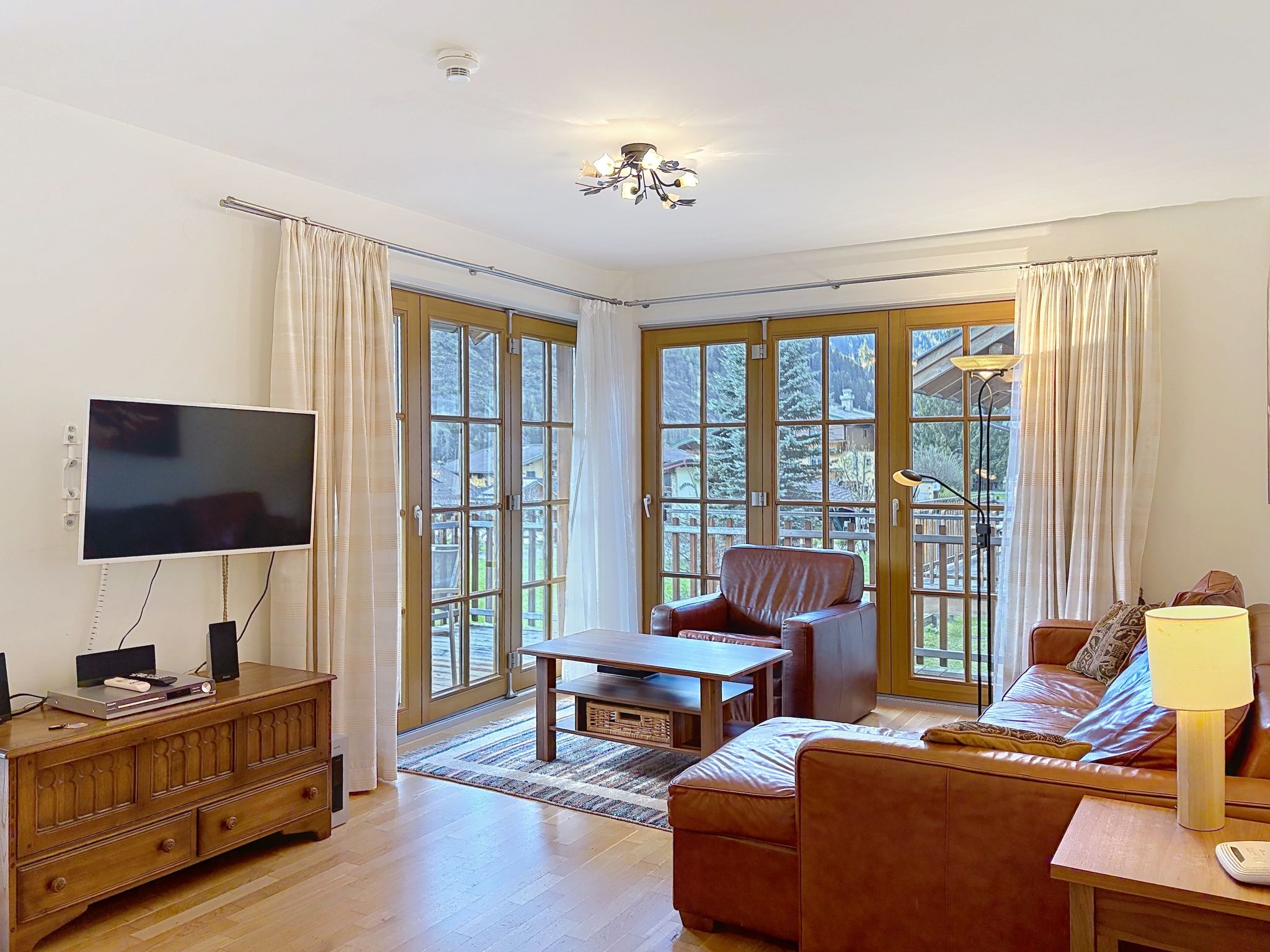 Family Comfort by SMR with Pool and Spa