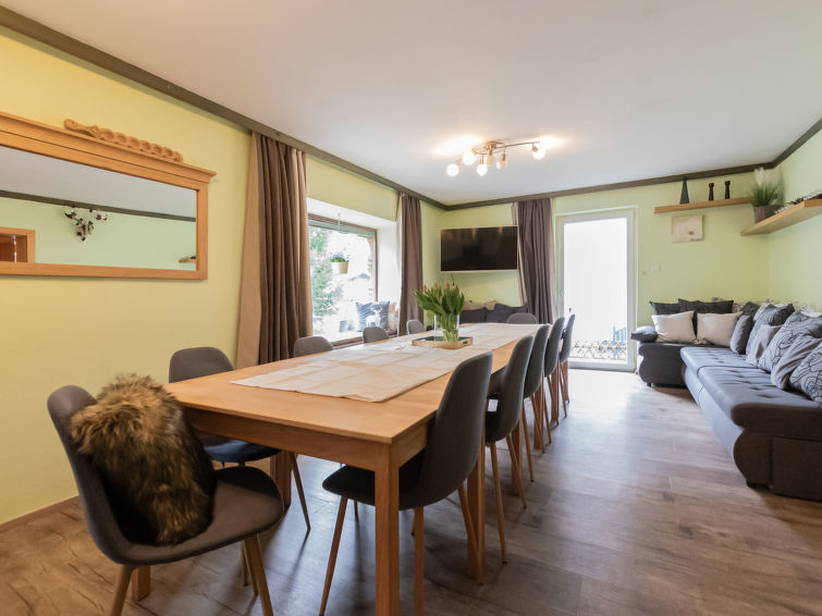 Search and Stay destination Zeller-Fusch, Salzburg - Austria from AU$ 987. Charlotte/50604-002146-2020