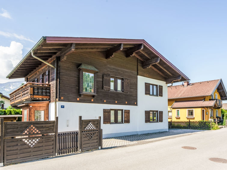 Vrijstaand vakantiehuis Aparthaus Bruck voor 10 personen in Bruck