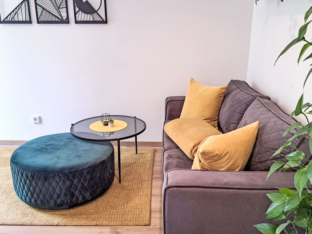 Interhome Apartement Haus Dankl