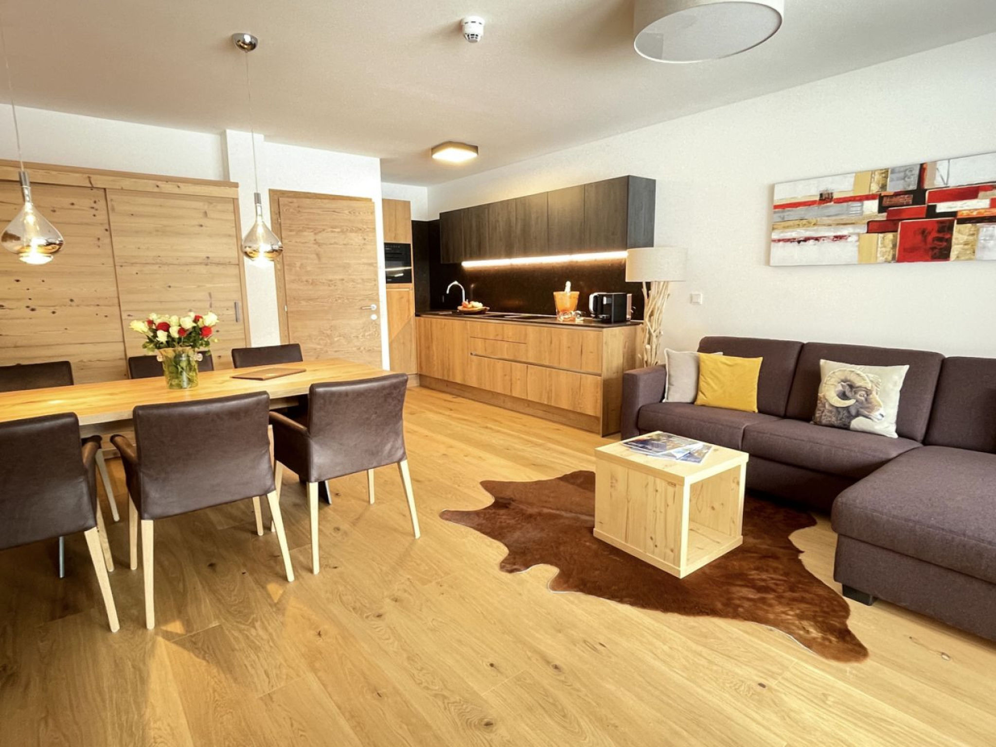 Photo of 3_SPA - Poolside Superior 726