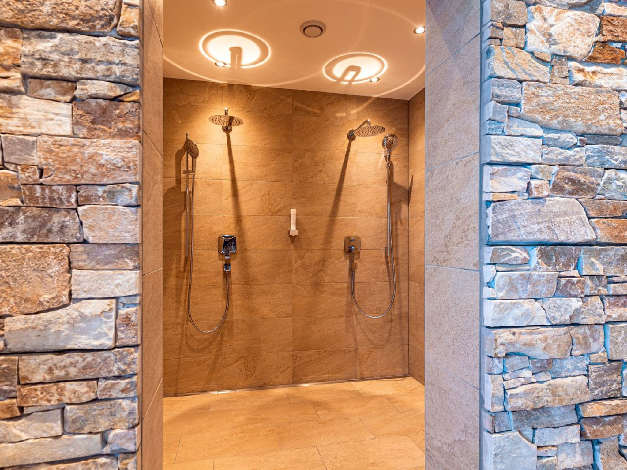 Photo of 3_SPA - Comfort Studio 102