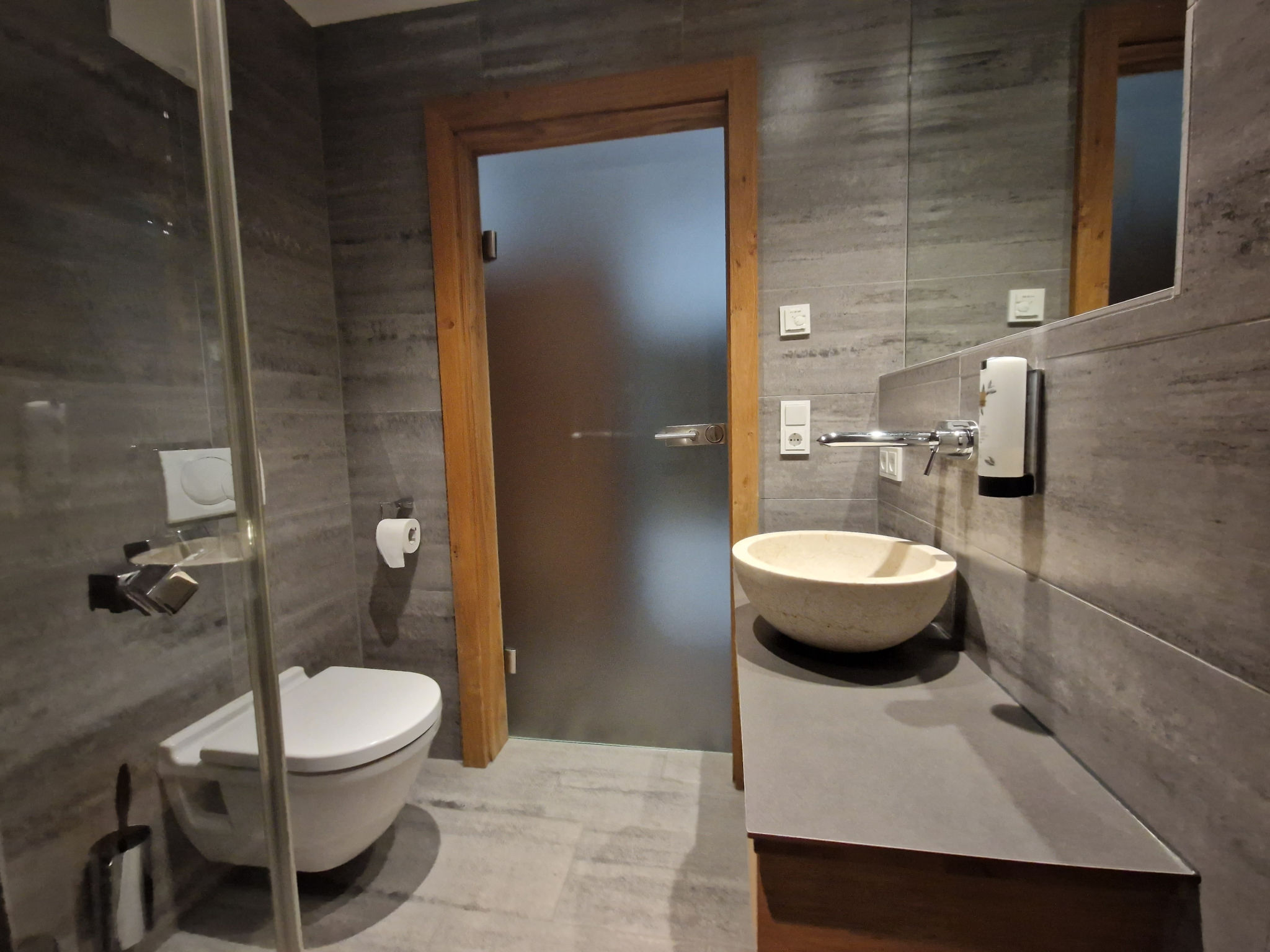 Photo of Max Residence im Zentrum mit Terrasse, Garage