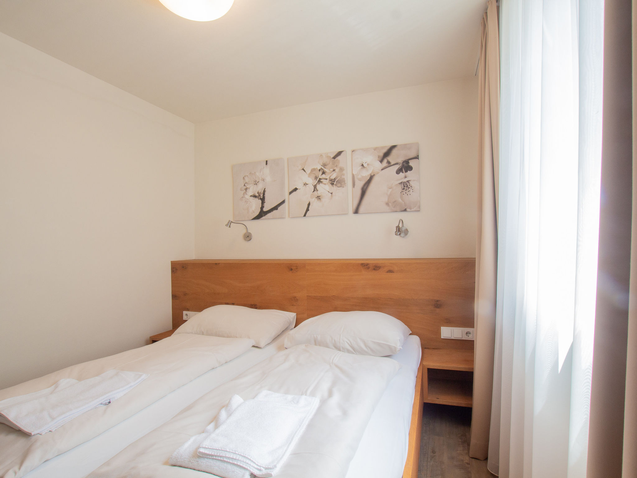 Photo of Max Residence im Zentrum mit Terrasse, Garage