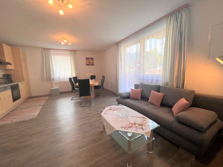 Search and Stay destination Thumersbach, Salzburg - Austria from AU$ 231. Heidi