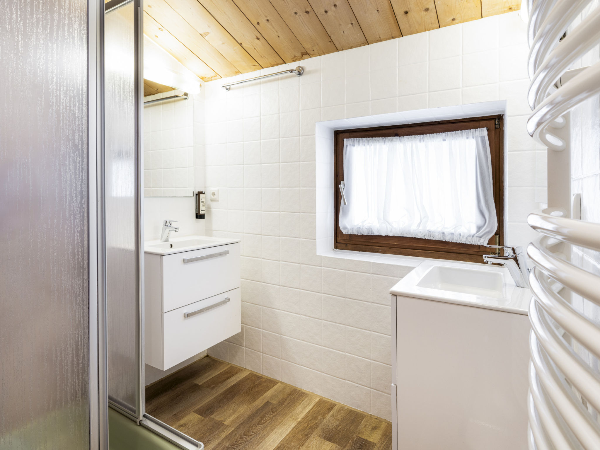 Photo of Waterfront Apartment 3