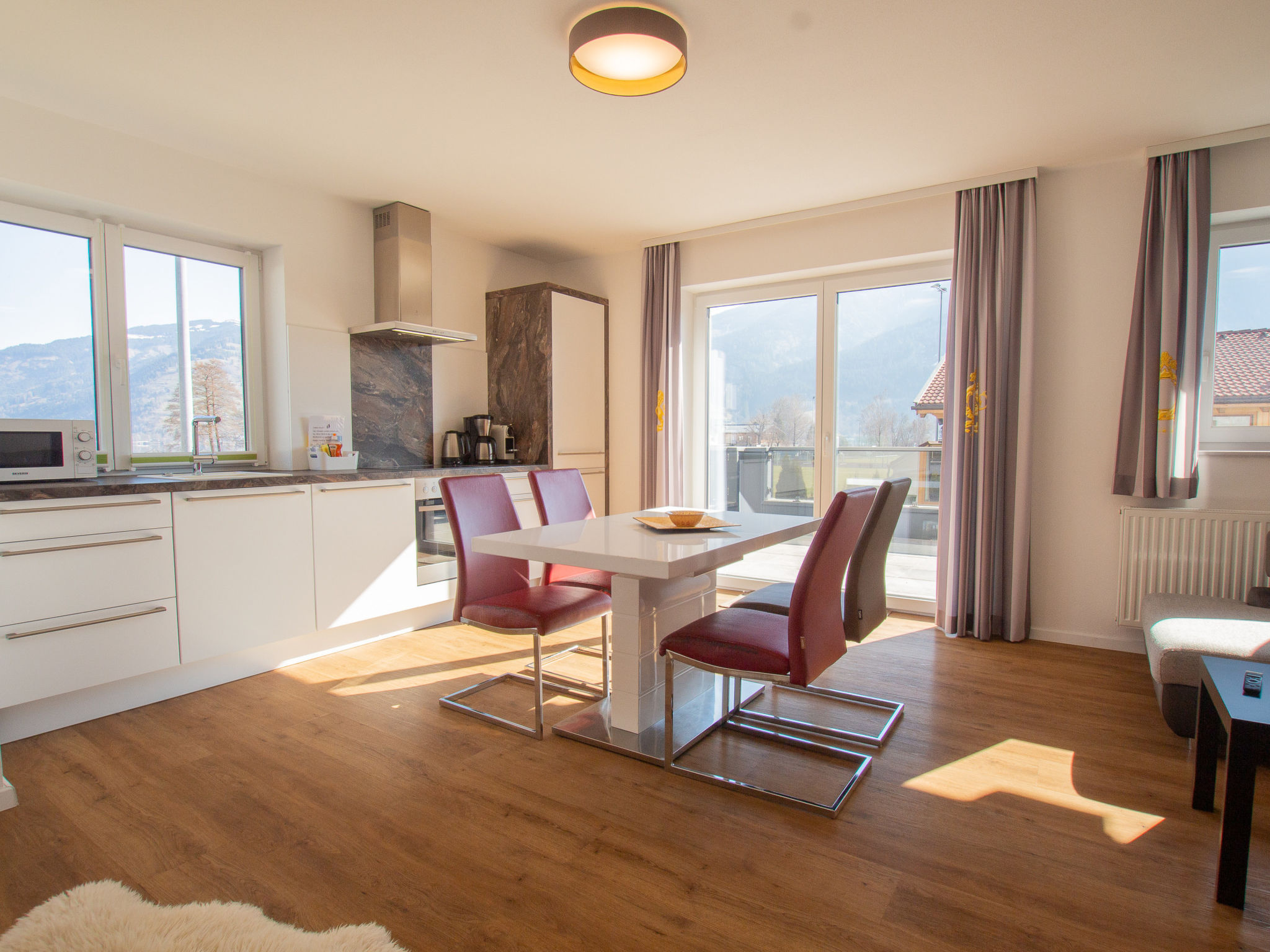 Photo of Panorama App 2A am See, für max.4,free Wifi