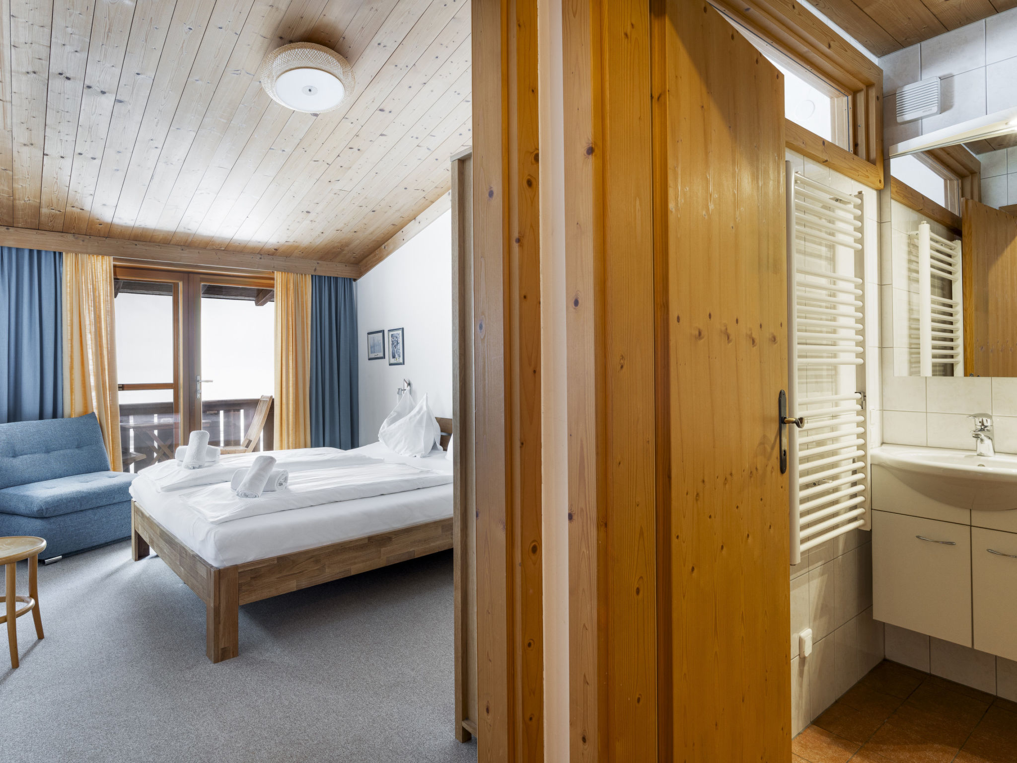 Photo of Waterfront Apartment 4