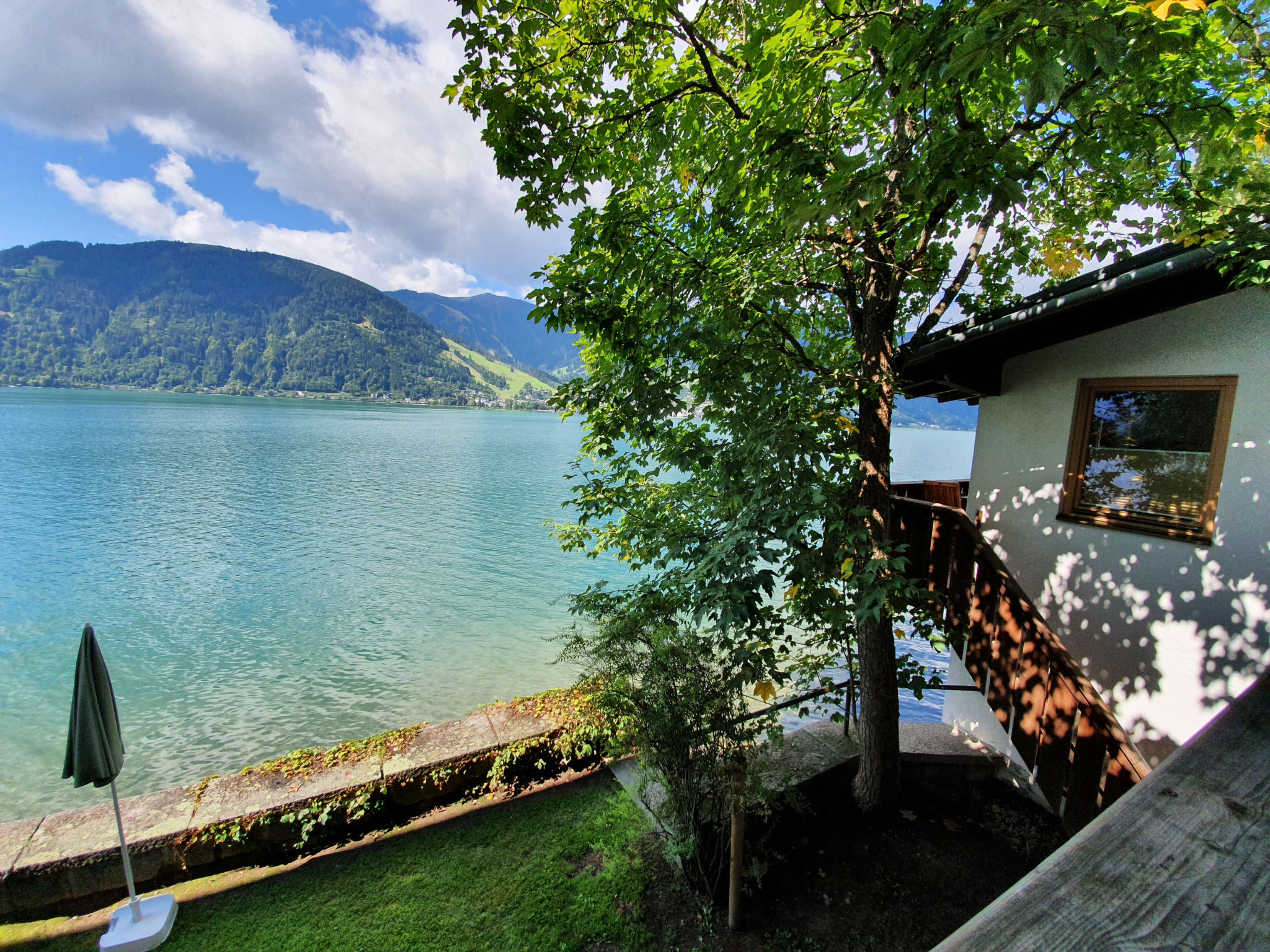 Photo of Waterfront Apartment 4