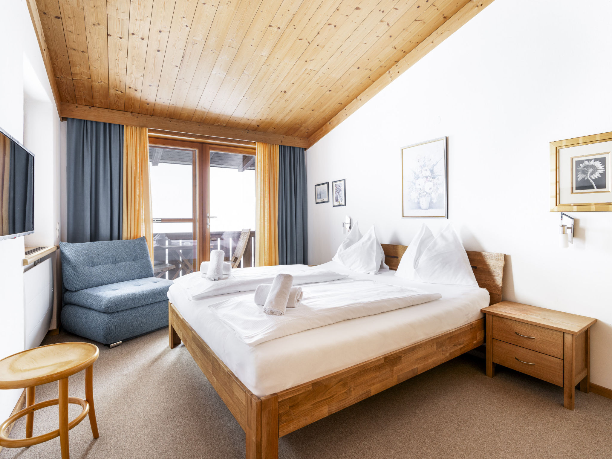 Photo of Waterfront Apartment 4