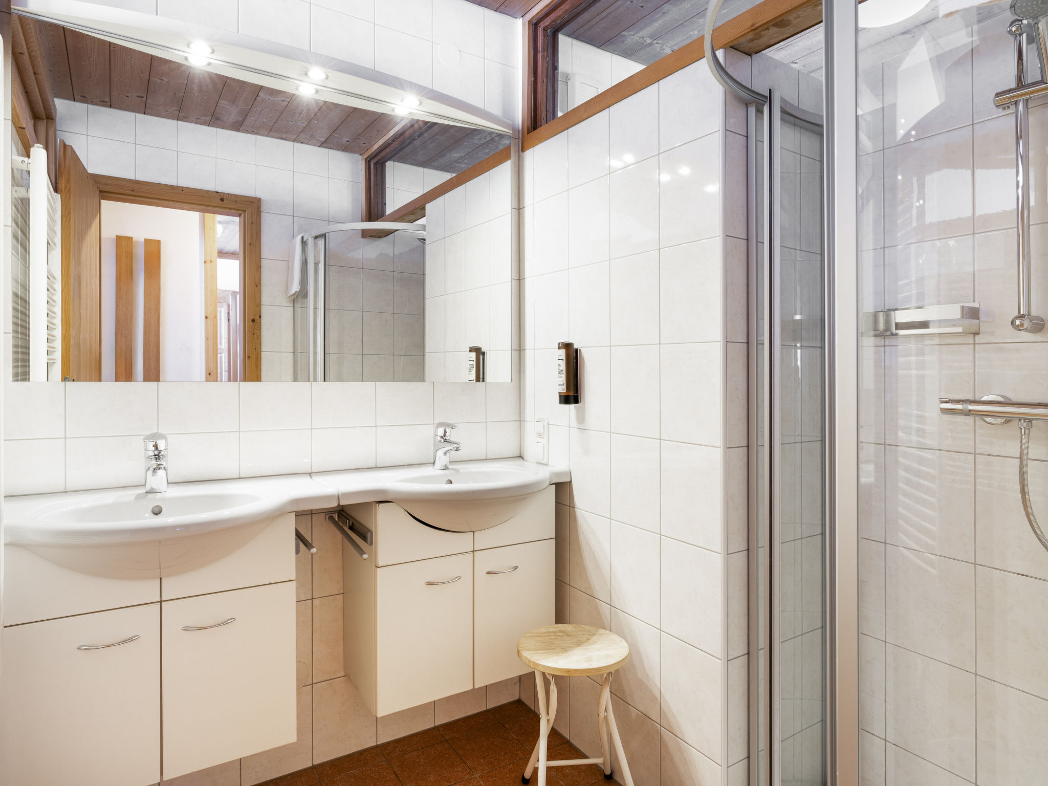 Photo of Waterfront Apartment 4