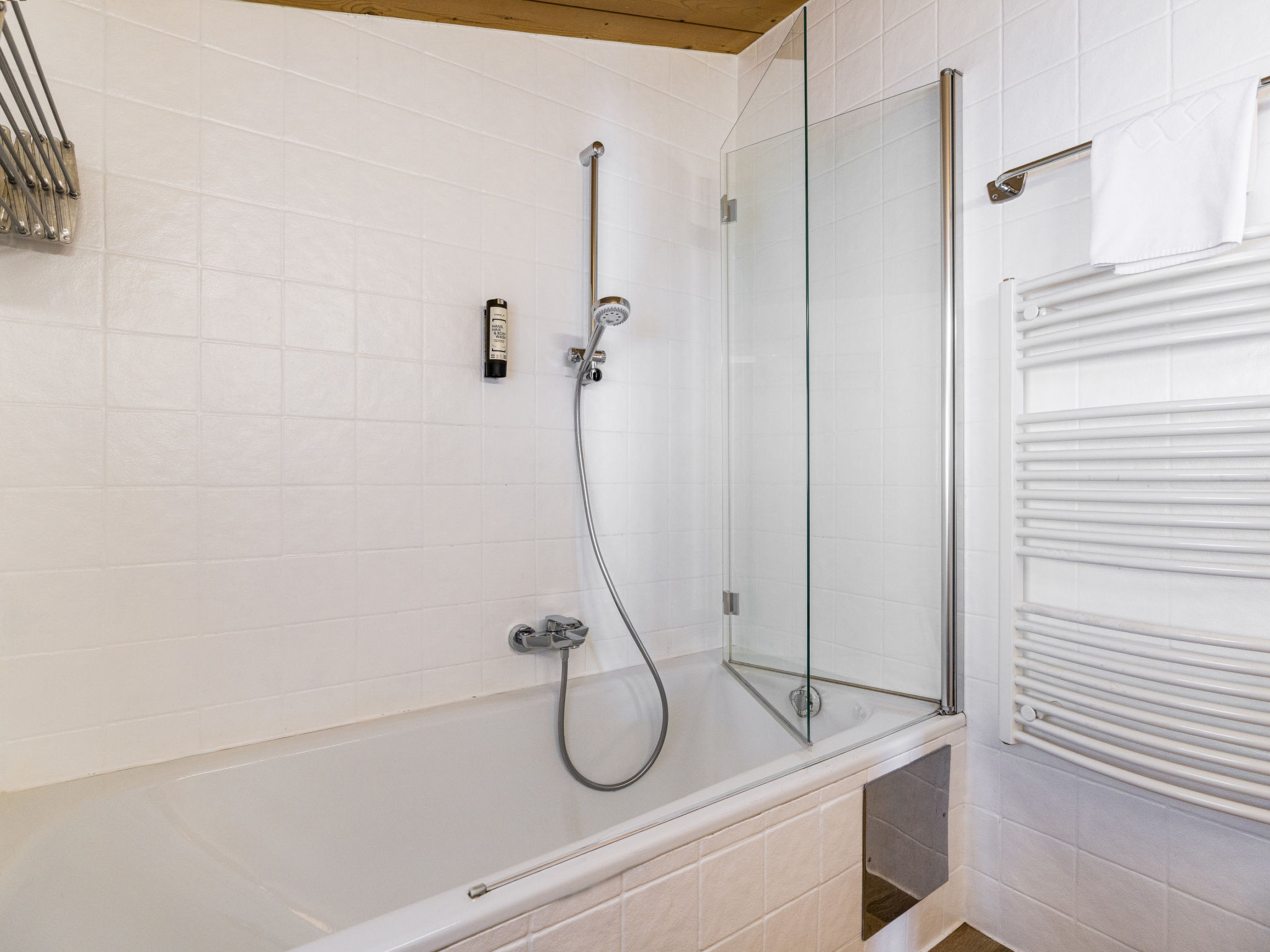 Photo of Waterfront Apartment 2