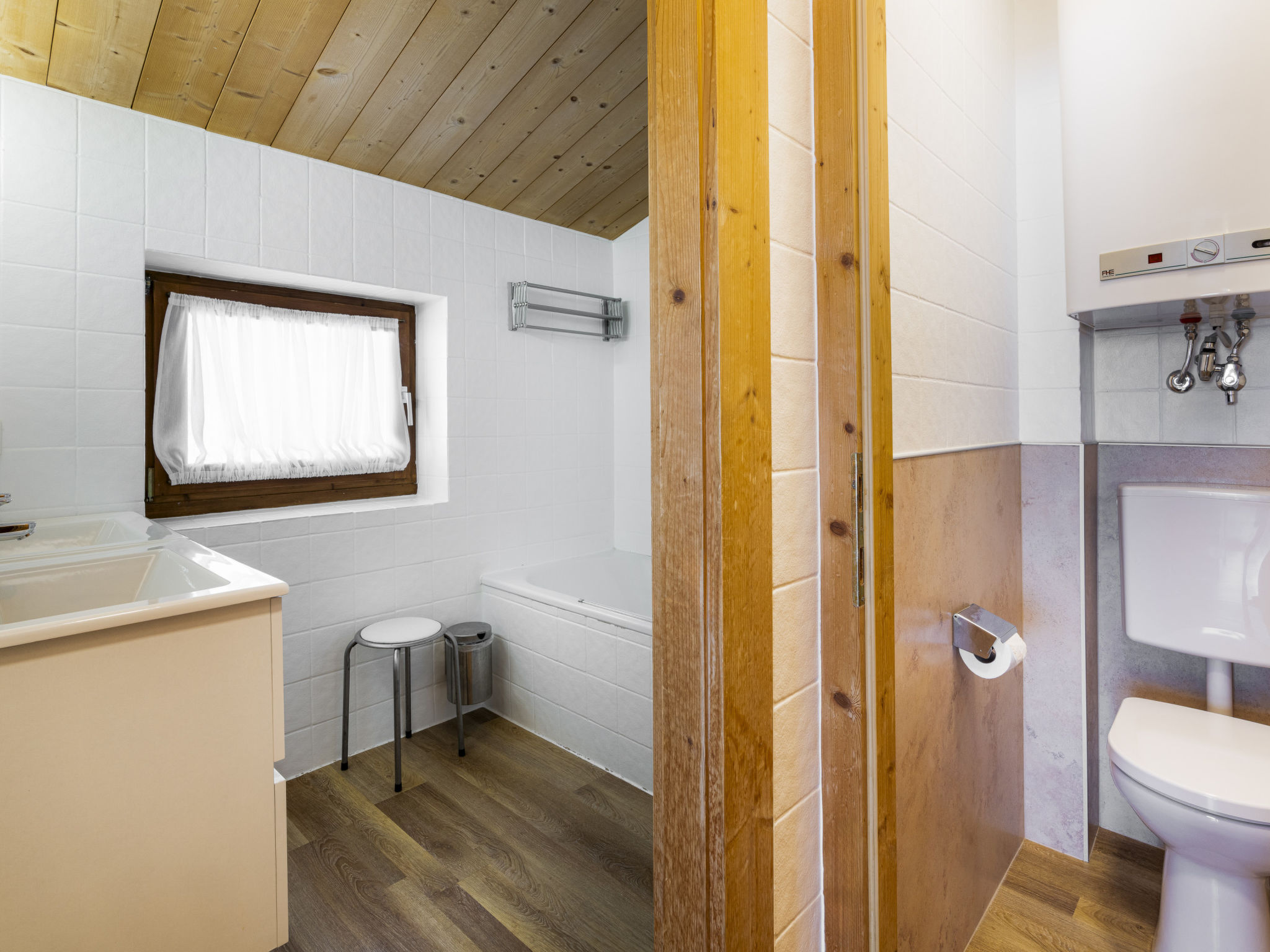 Photo of Waterfront Apartment 2