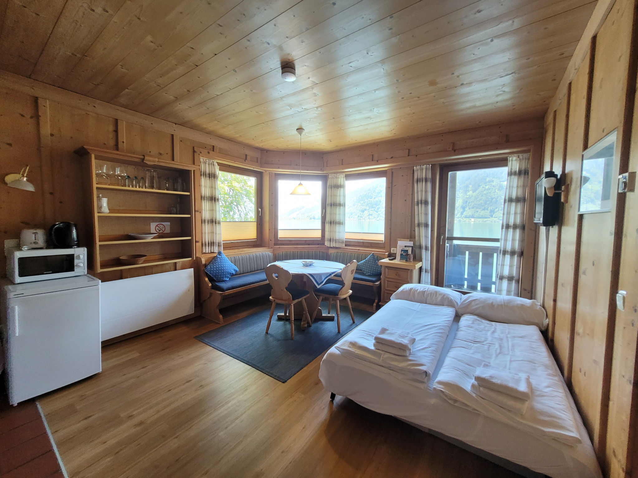 Photo of Waterfront Apartment 1