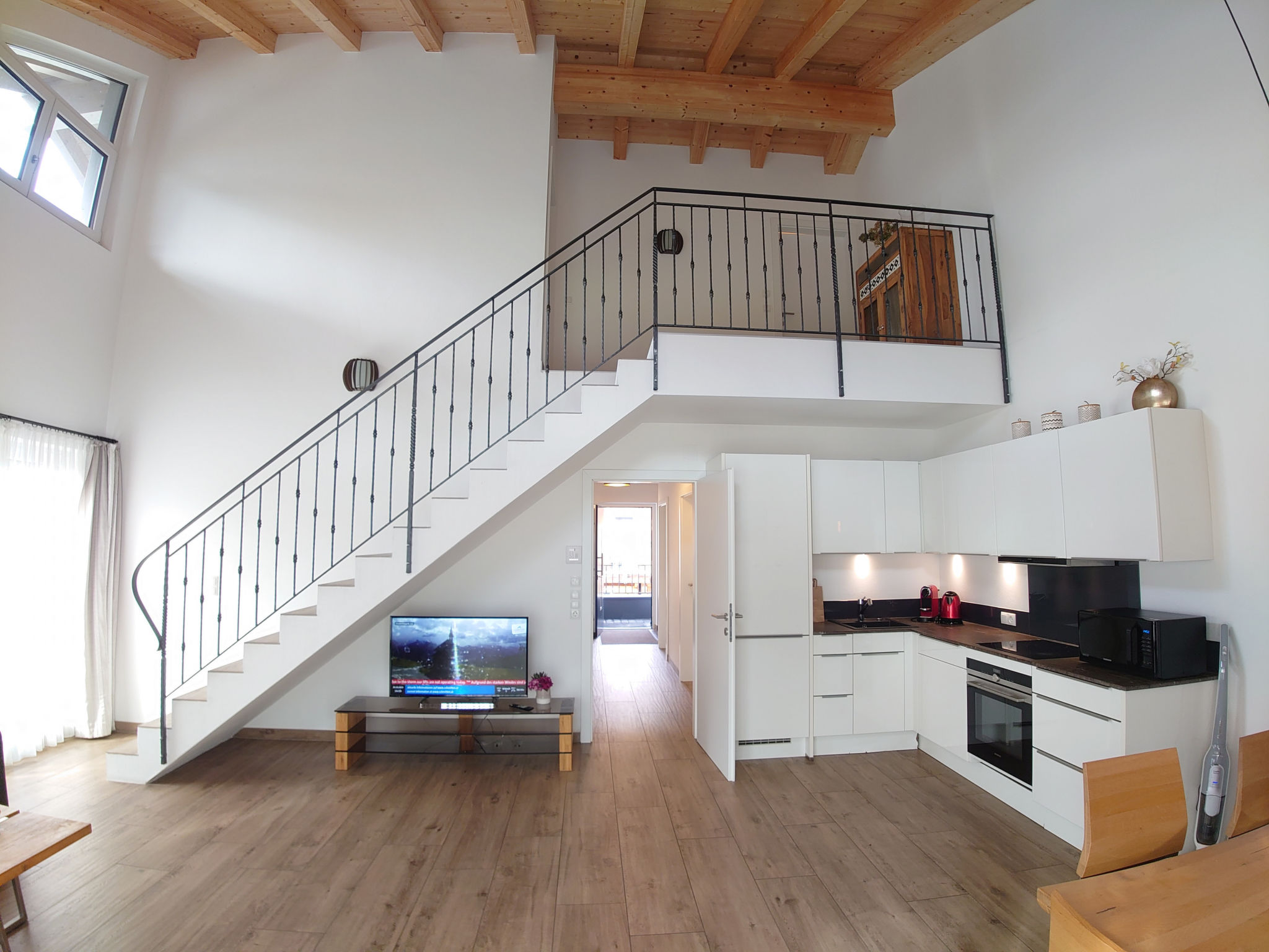 Photo of 1_ZMO4 - Kitzview Terrace Apartment