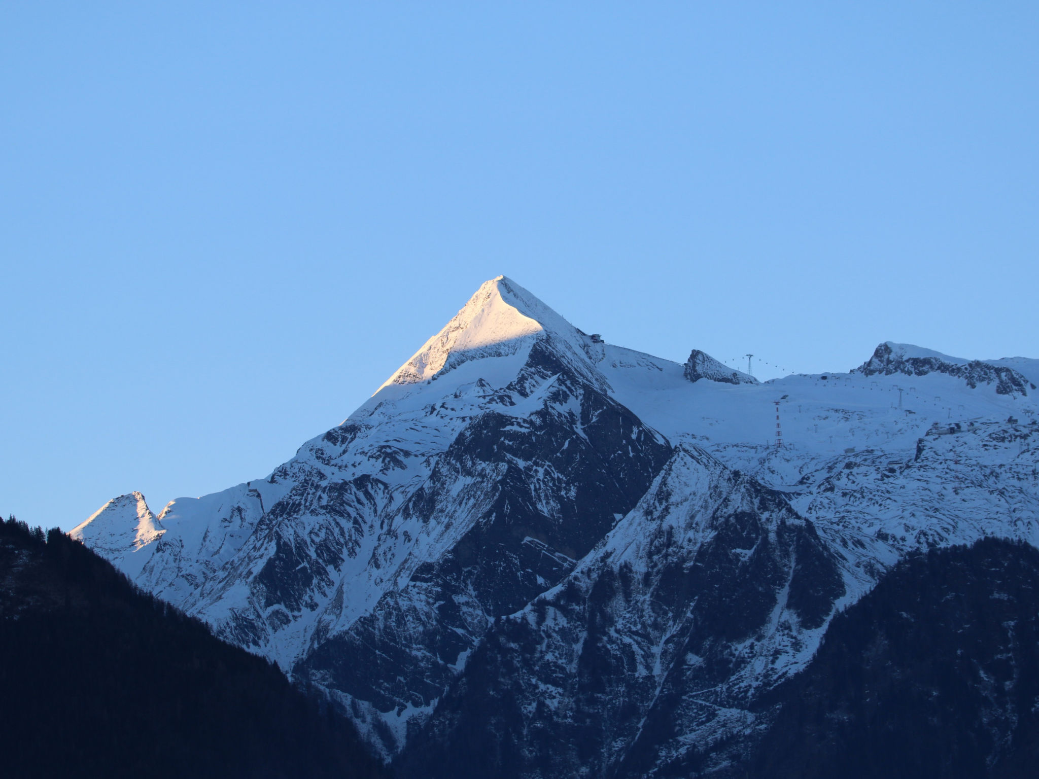 Photo of 1_ZMO4 - Kitzview Terrace Apartment